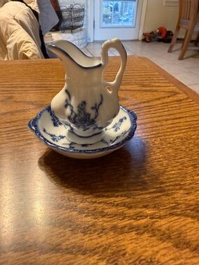 Miniature Blue and White Porcelain Pitcher and Basin Set - Classic Floral Design